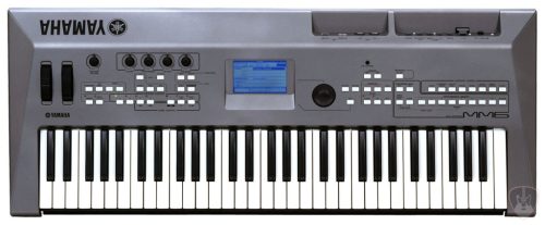 Yamaha MM 6 szintetizátor