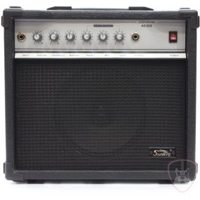 Soundking AK 30 A Tranzisztoros gitárkombók