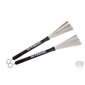 Nyélből kitolható fémszálas dobseprű